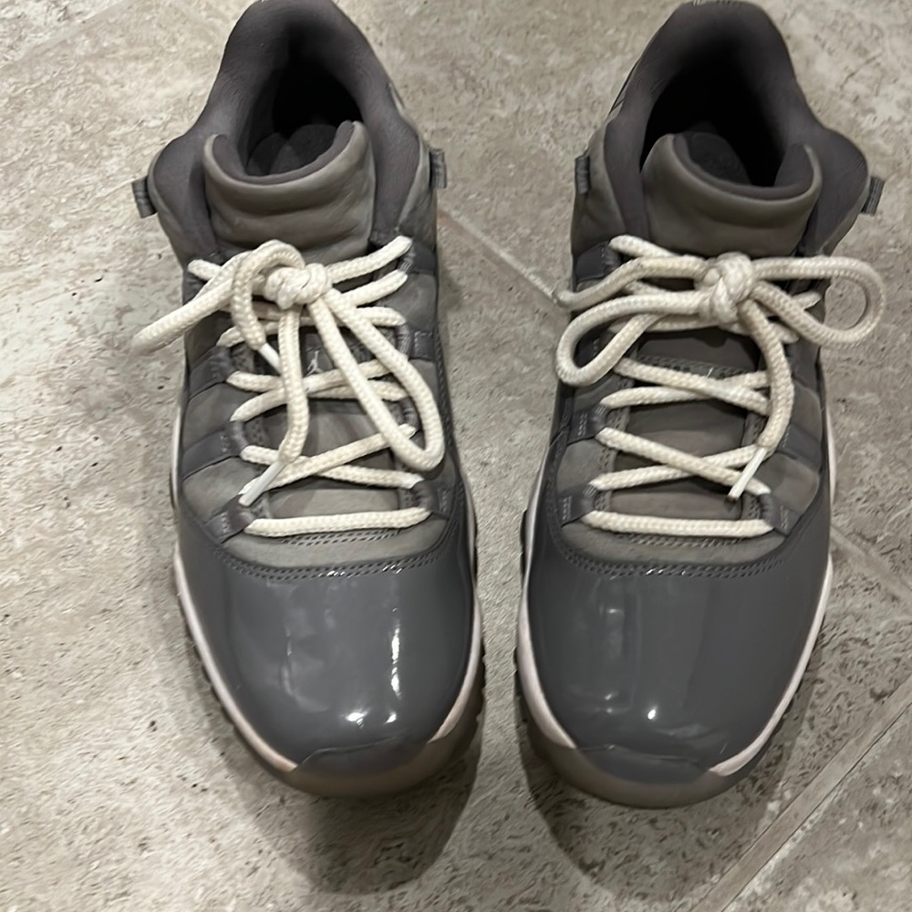 Cool Grey jordan 11 lows